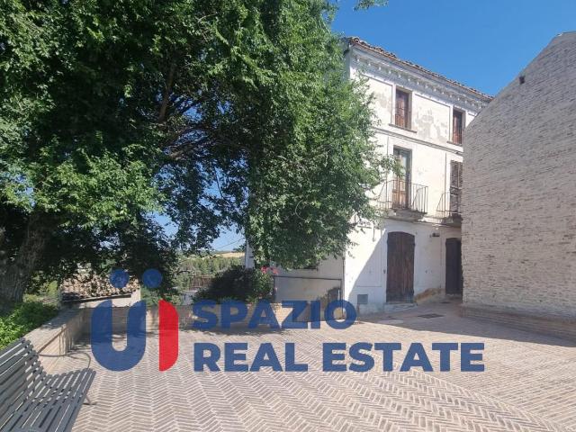 Villa Indipendente in vendita a Rosciano, Abruzzo