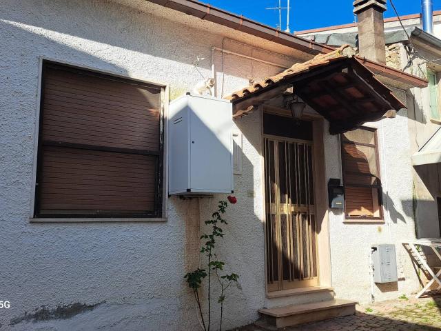 Villa Indipendente in vendita a Rosciano, Abruzzo