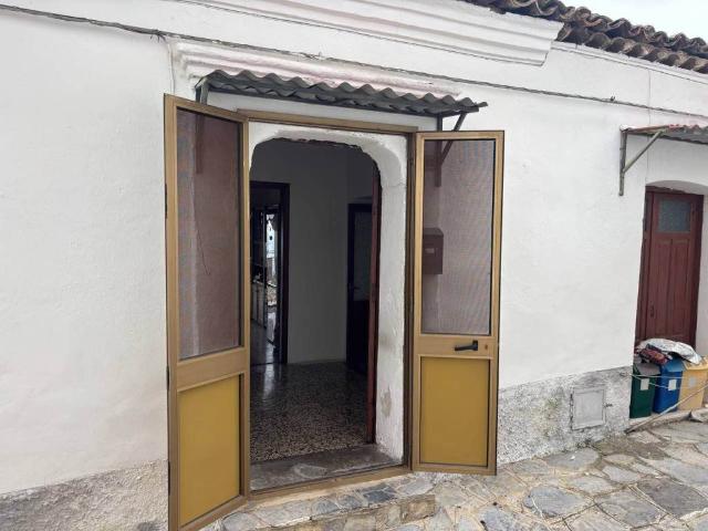 Villa Indipendente in vendita a Calabria, Cosenza