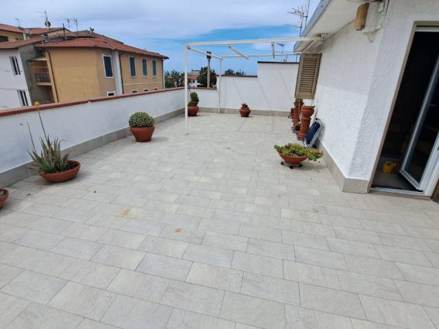 Villa Indipendente in vendita a Rosignano Marittimo, Toscana
