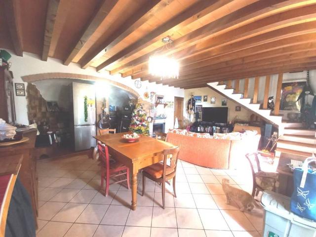Villa Indipendente in vendita a Rosignano Marittimo, Toscana