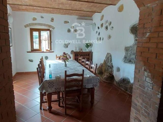 Villa Indipendente in vendita a Rosignano Marittimo, Toscana
