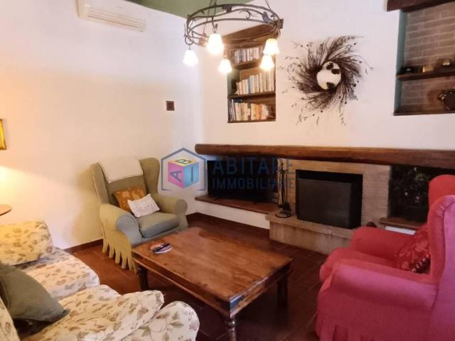 Villa Indipendente in vendita a Gabbro, Rosignano Marittimo