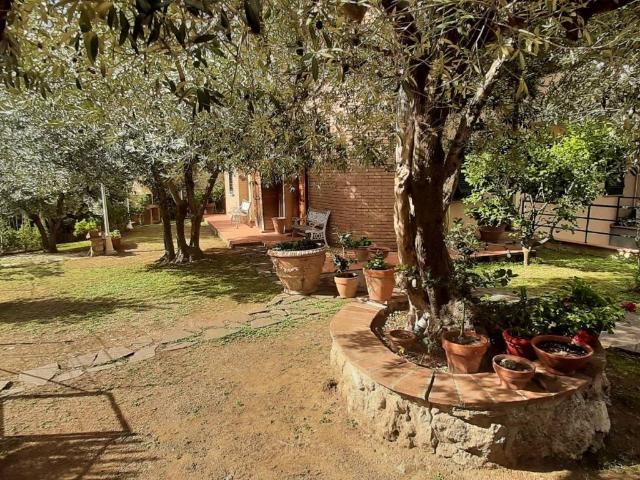 Villa Indipendente in vendita a Rosignano Marittimo, Toscana