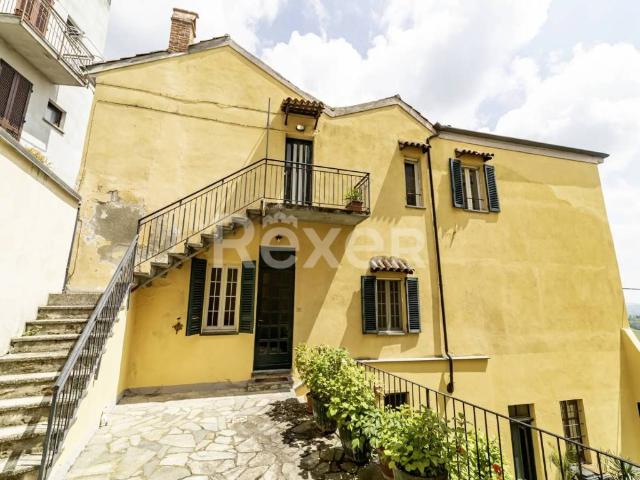 Villa Indipendente in vendita a Piemonte, Alessandria