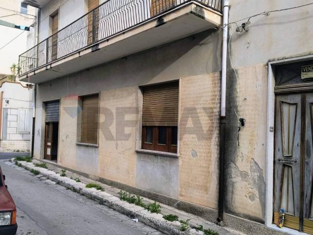 Villa Indipendente in vendita a Rosolini, Sicilia