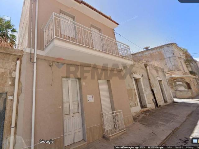 Villa Indipendente in vendita a Rosolini, Sicilia