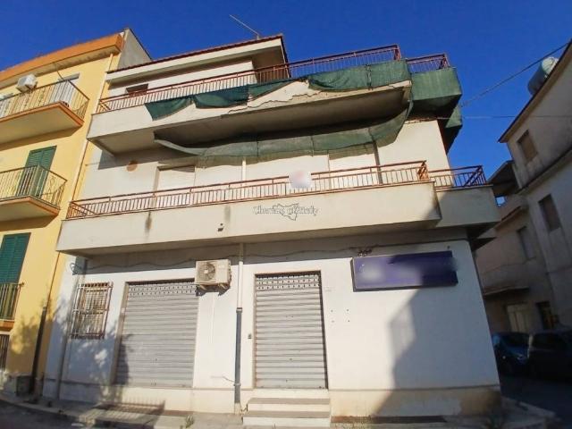 Villa Indipendente in vendita a Rosolini, Sicilia