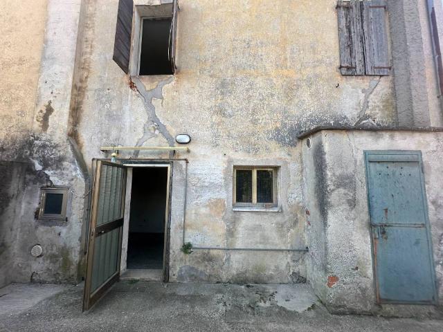 Villa Indipendente in vendita a Rossano Veneto, Veneto