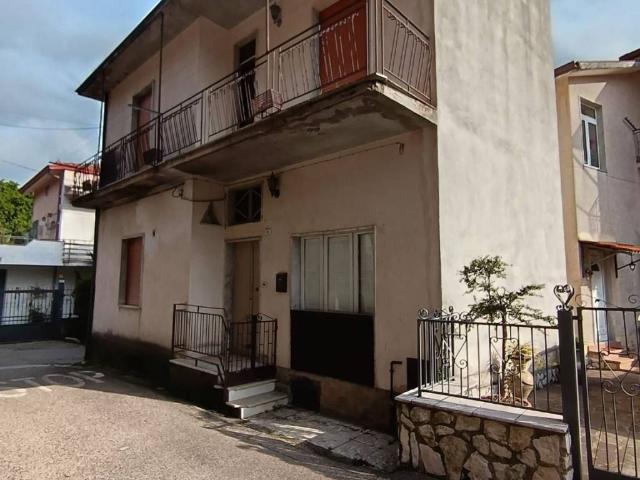 Villa Indipendente in vendita a Rotondi, Campania