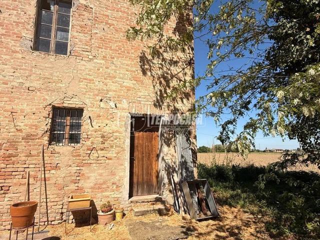 Villa Indipendente in vendita a Rottofreno, Reggio Emilia
