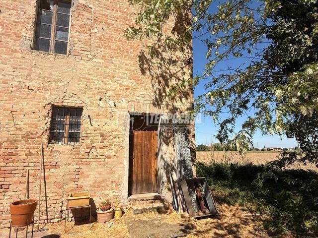 Villa Indipendente in vendita a Rottofreno, Reggio Emilia