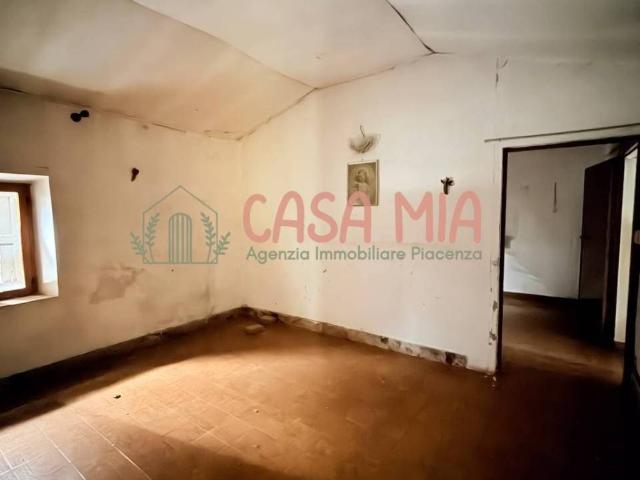 Villa Indipendente in vendita a Riva Trebbia, Rottofreno