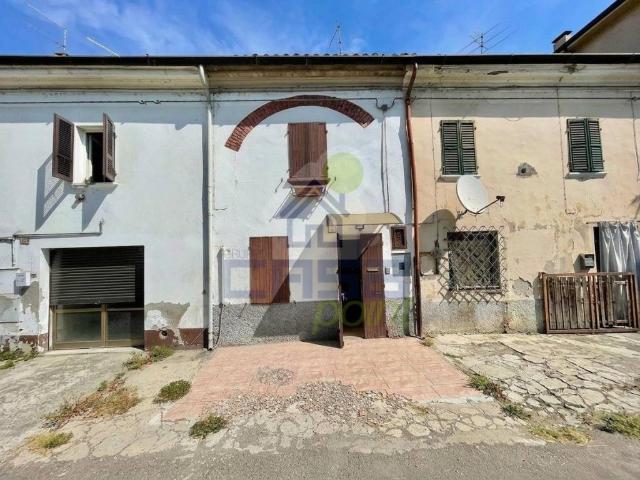 Villa Indipendente in vendita a Cascina Colombarola, Rottofreno