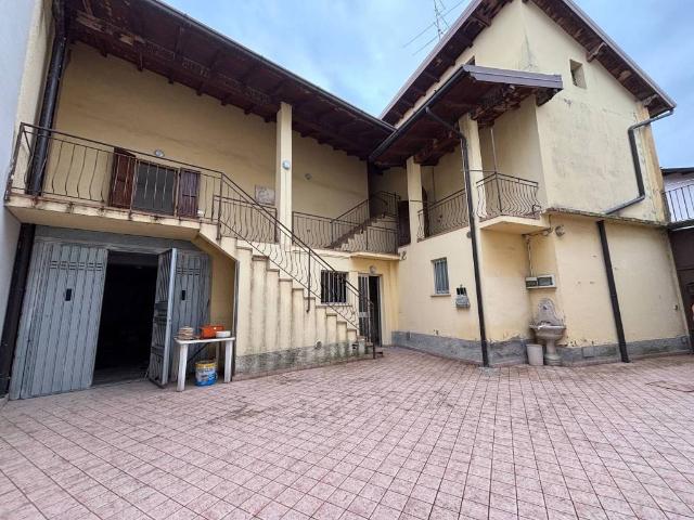 Villa Indipendente in vendita a Villaggio Famiglia, Rovato