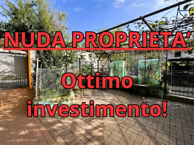 Villa Indipendente in vendita a Rovato, Lombardia