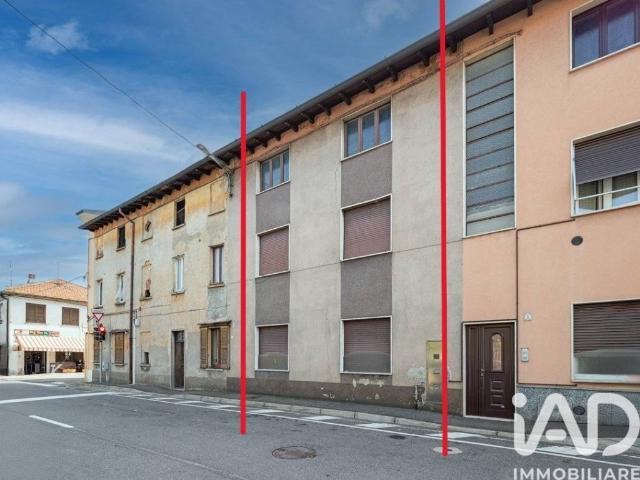 Villa Indipendente in vendita a Rovello Porro, Lombardia