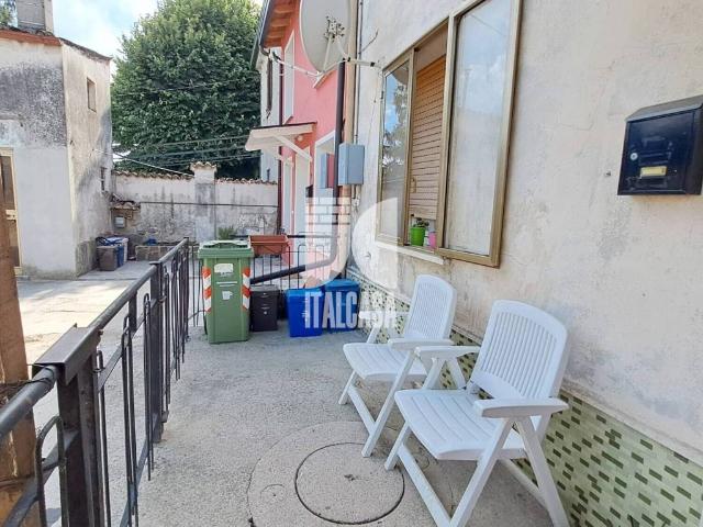 Villa Indipendente in vendita a Roverbella, Lombardia