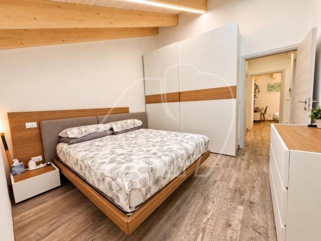 Villa Indipendente in vendita a Roveré della Luna, Provincia di Trento