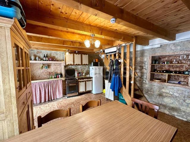 Villa Indipendente in vendita a Villio, Roverè Veronese