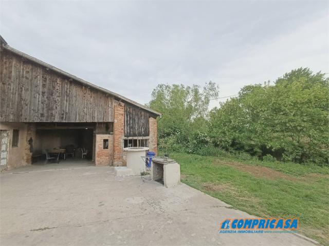 Villa Indipendente in vendita a Roveredo Di Guà, Veneto