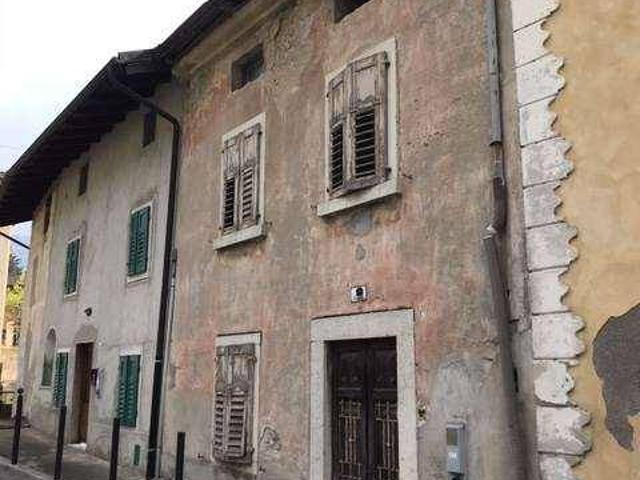 Villa Indipendente in vendita a Comunità della Vallagarina, Borgo Sacco