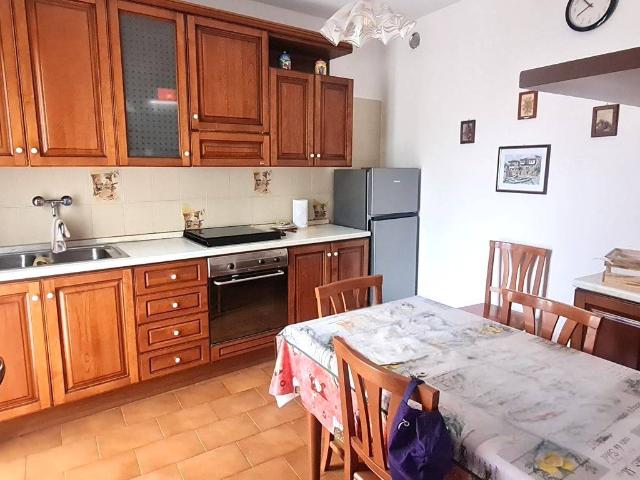 Villa Indipendente in vendita a Rovescala, Lombardia