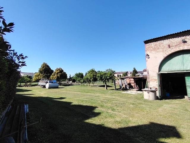 Villa Indipendente in vendita a Grignano Polesine, Rovigo