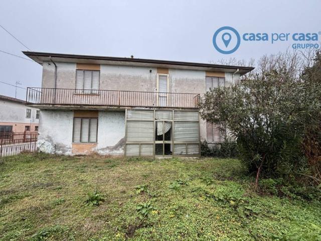 Villa Indipendente in vendita a Rovigo, Veneto