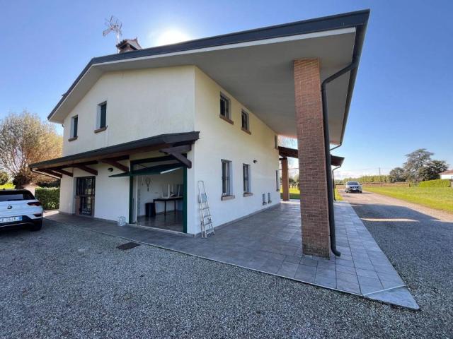 Villa Indipendente in vendita a Rubano, Veneto