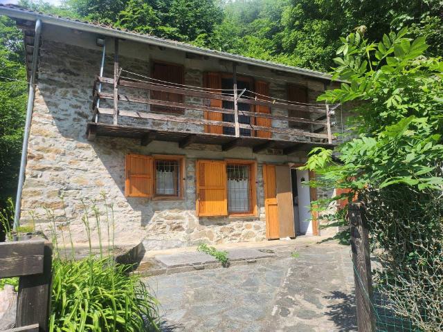 Villa Indipendente in vendita a Unione Montana Alpi Graie, Piemonte