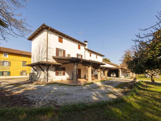 Villa Indipendente in vendita a Ruda, Friuli-Venezia Giulia
