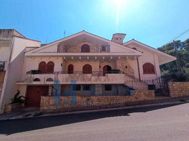 Villa Indipendente in vendita a Puglia, Lecce