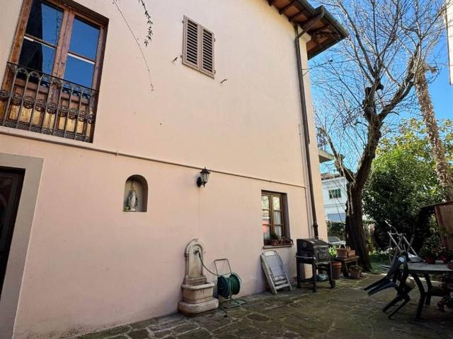 Villa Indipendente in vendita a Unione di Comuni Valdarno e Valdisieve, Rufina