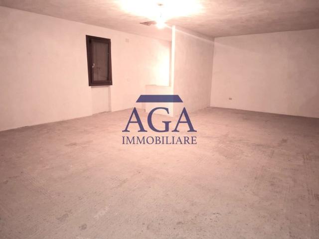Villa Indipendente in vendita a Sarmede, Veneto