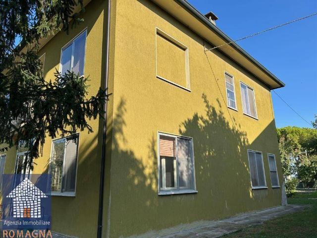 Villa Indipendente in vendita a Russi, Reggio Emilia