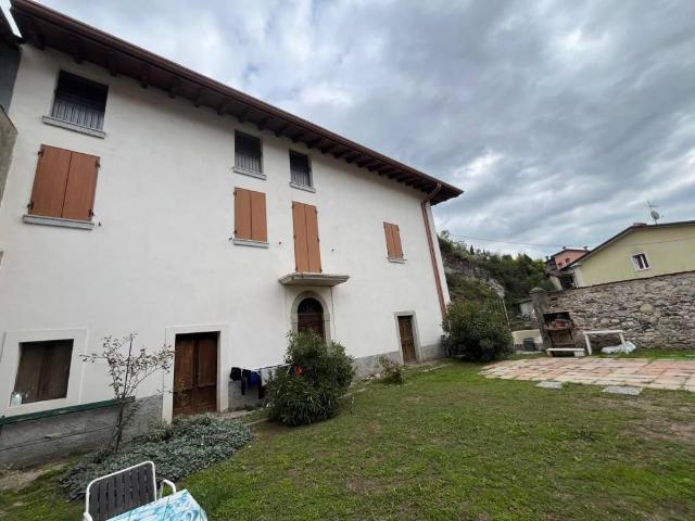 Villa Indipendente in vendita a Sabbio di Sopra, Sabbio Chiese