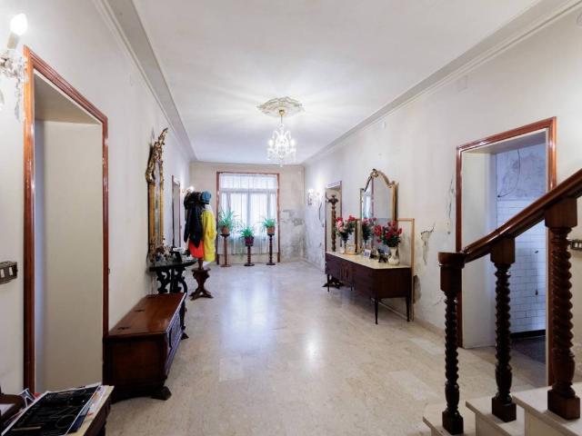 Villa Indipendente in vendita a Sabbioneta, Lombardia