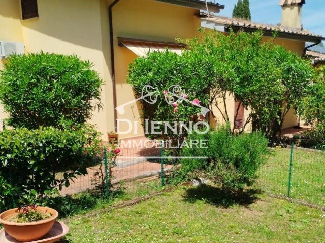 Villa Indipendente in vendita a Monte Caminetto, Roma Capitale