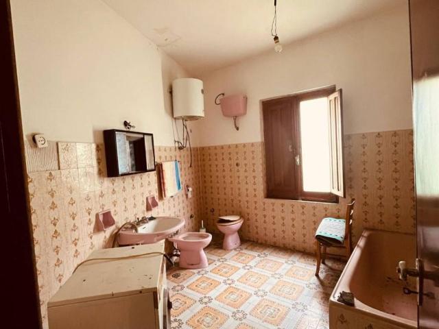 Villa Indipendente in vendita a Sadali, Sardigna/Sardegna