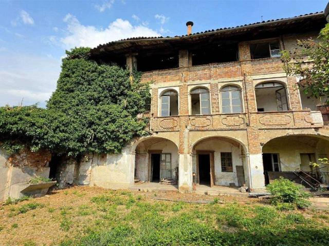Villa Indipendente in vendita a Piemonte, Biella