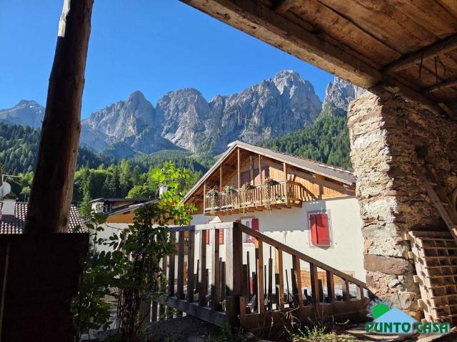 Villa Indipendente in vendita a Sagron, Sagron Mis