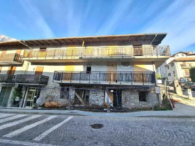 Villa Indipendente in vendita a Saint Vincent, Aosta