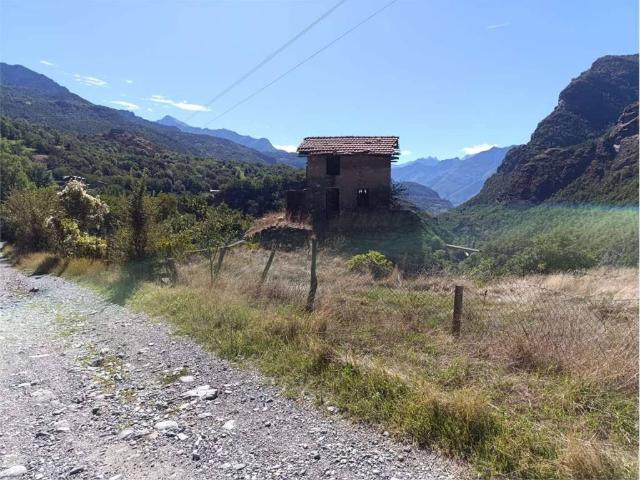 Villa Indipendente in vendita a Saint Vincent, Aosta
