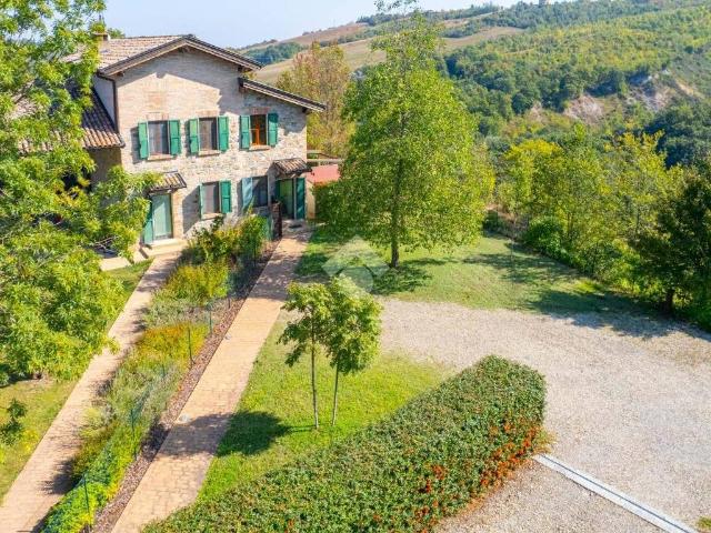 Villa Indipendente in vendita a Sala Baganza, Reggio Emilia