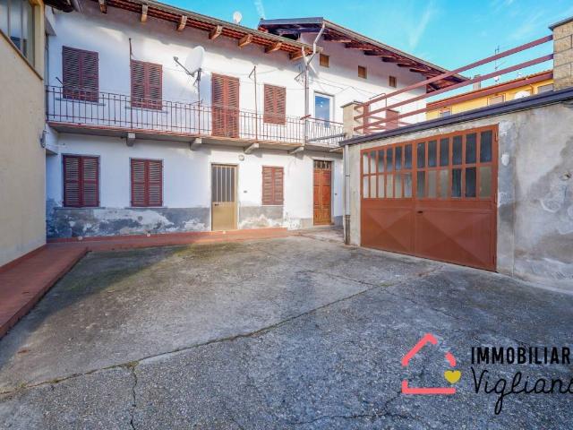 Villa Indipendente in vendita a Piemonte, Biella