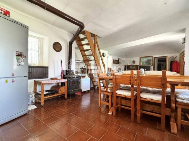 Villa Indipendente in vendita a Piemonte, Biella
