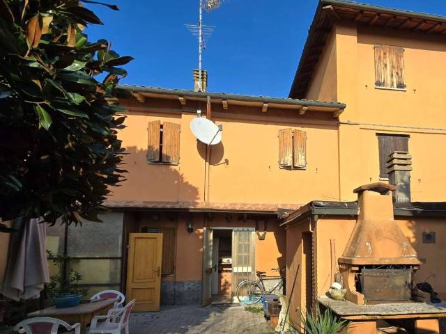 Villa Indipendente in vendita a Unione Terre d'Acqua, Sala Bolognese