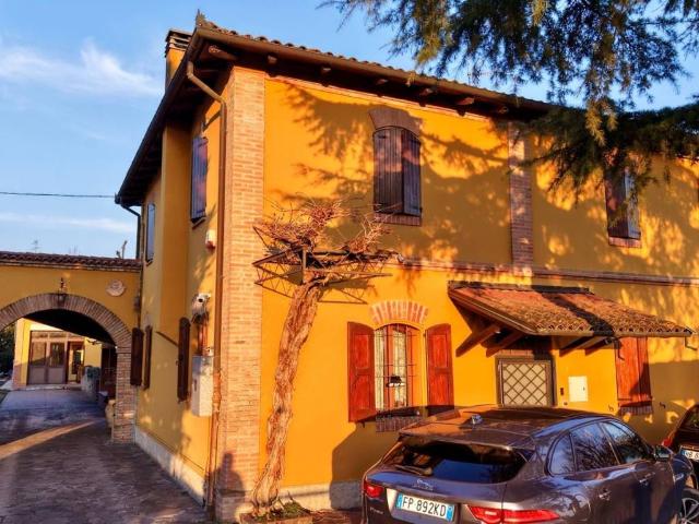 Villa Indipendente in vendita a Unione Terre d'Acqua, Sala Bolognese