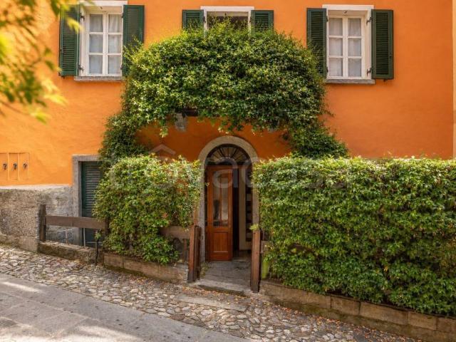 Villa Indipendente in vendita a Sala Comacina, Como